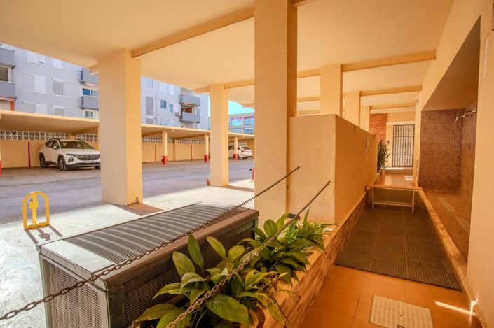 Image No.36-3 Bed Apartment for sale