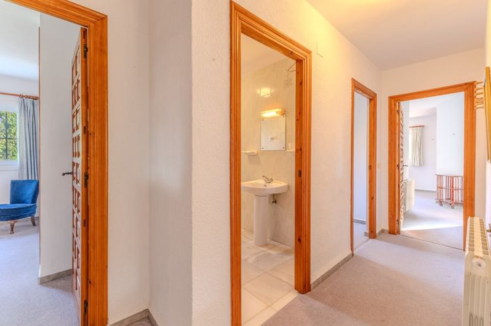 Image No.21-3 Bed Villa for sale