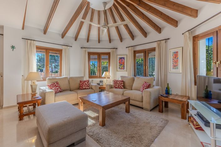 Image No.37-4 Bed Villa for sale