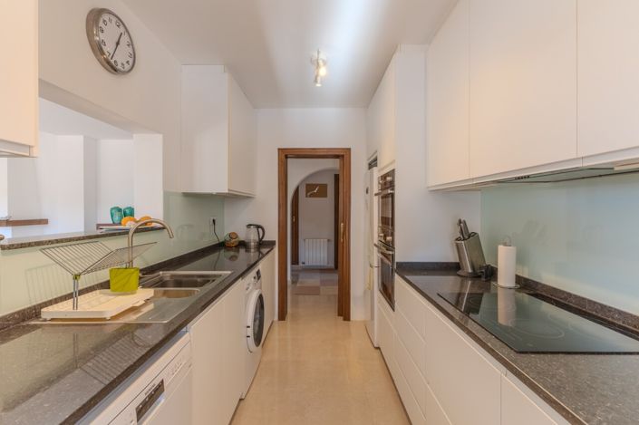 Image No.6-4 Bed Villa for sale