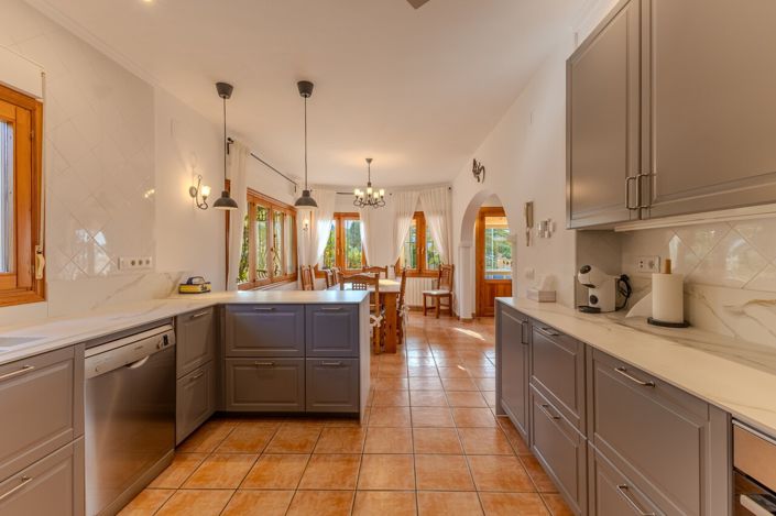 Image No.22-4 Bed Villa for sale