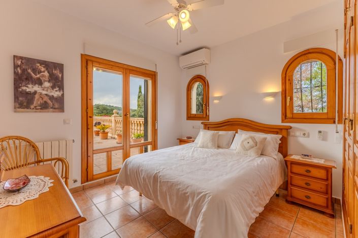 Image No.25-4 Bed Villa for sale