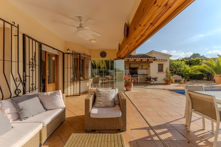 Image No.3-4 Bed Villa for sale