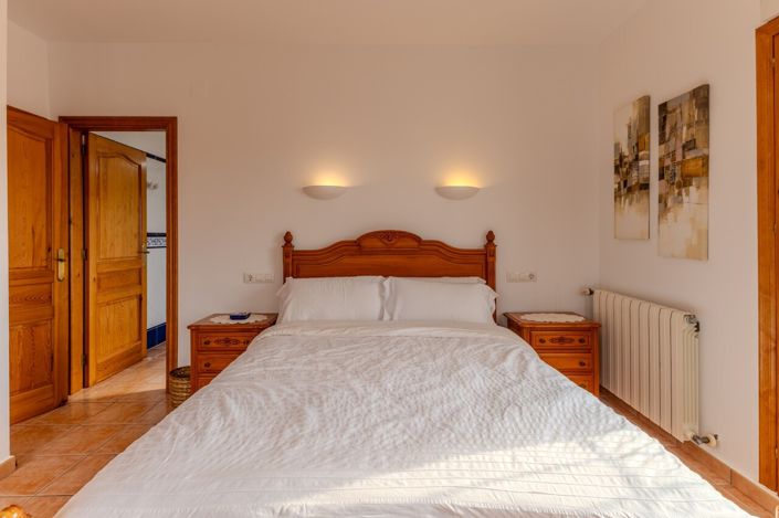 Image No.35-4 Bed Villa for sale