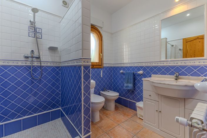 Image No.40-4 Bed Villa for sale