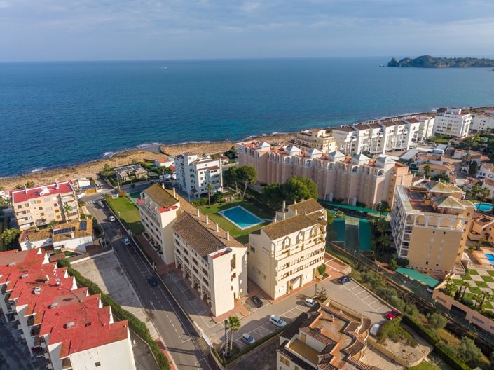 Image No.45-3 Bed Apartment for sale