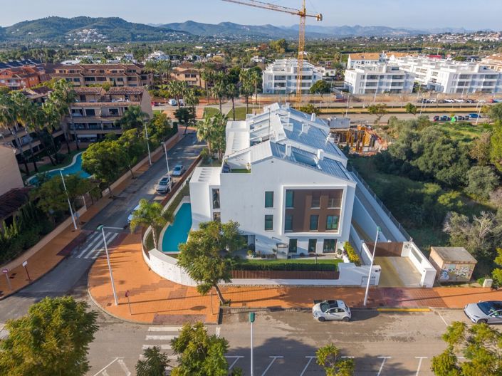 Image No.28-3 Bed Apartment for sale