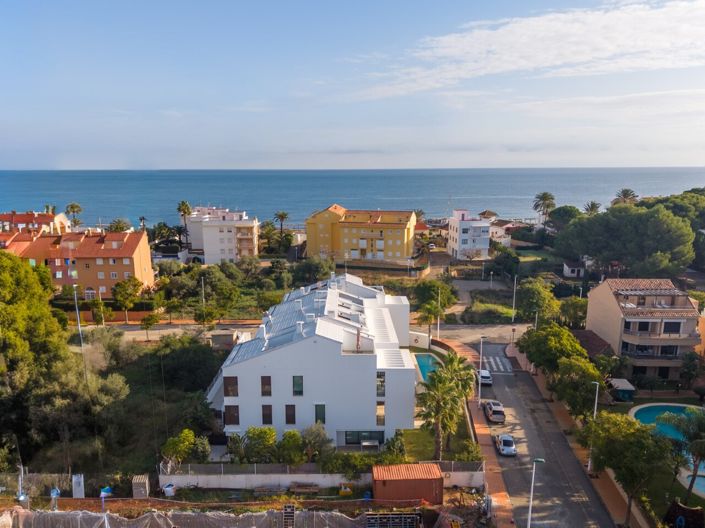 Image No.30-3 Bed Apartment for sale