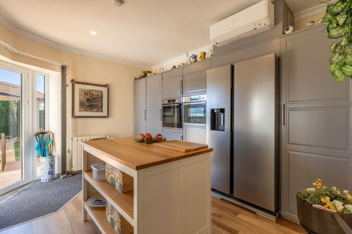 Image No.20-3 Bed Villa for sale