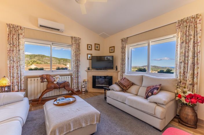 Image No.28-3 Bed Villa for sale