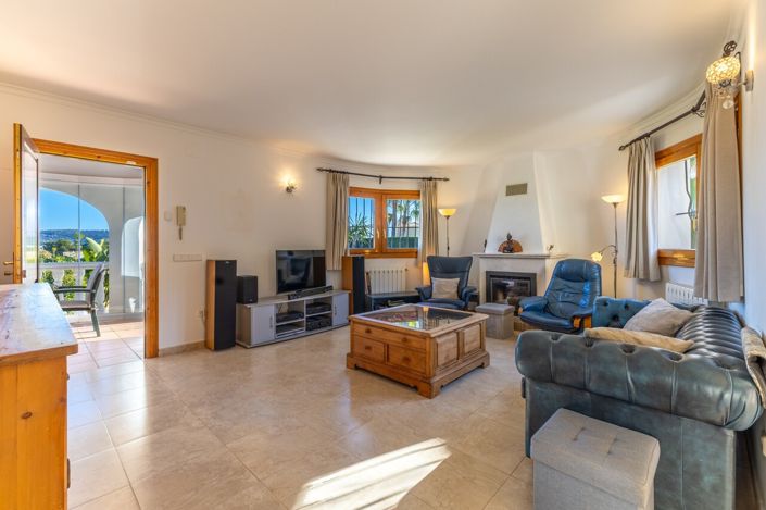 Image No.25-2 Bed Villa for sale