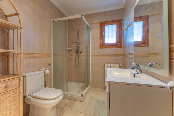 Image No.7-2 Bed Villa for sale