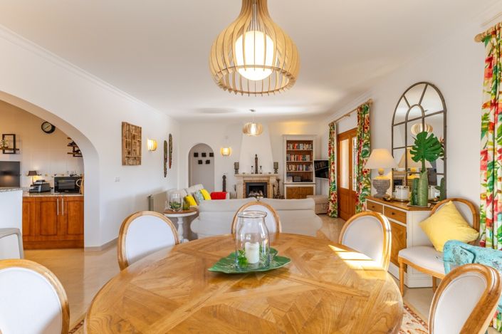 Image No.17-3 Bed Villa for sale