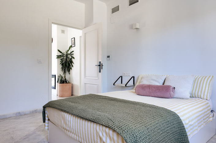 Image No.21-5 Bed Villa for sale