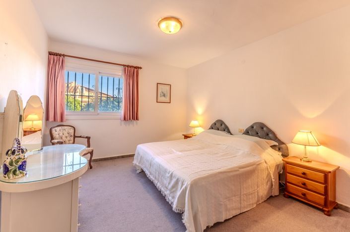 Image No.9-3 Bed Villa for sale