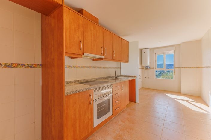 Image No.11-3 Bed Apartment for sale