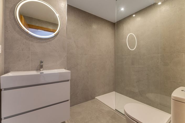 Image No.26-3 Bed Apartment for sale