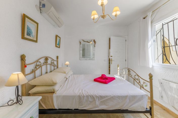 Image No.18-3 Bed Apartment for sale