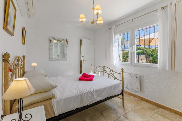 Image No.19-3 Bed Apartment for sale