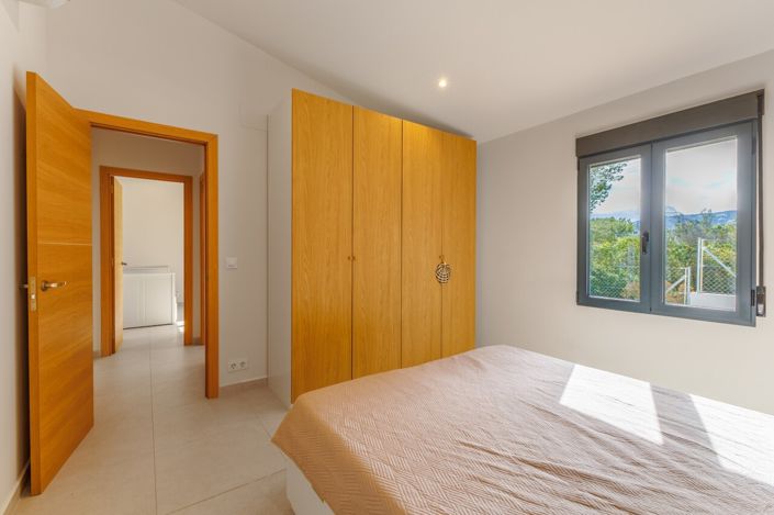 Image No.12-2 Bed Villa for sale