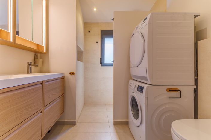 Image No.15-2 Bed Villa for sale