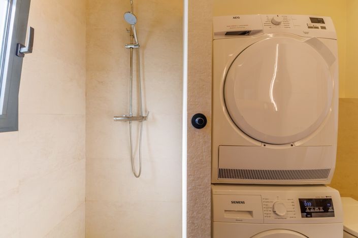 Image No.18-2 Bed Villa for sale