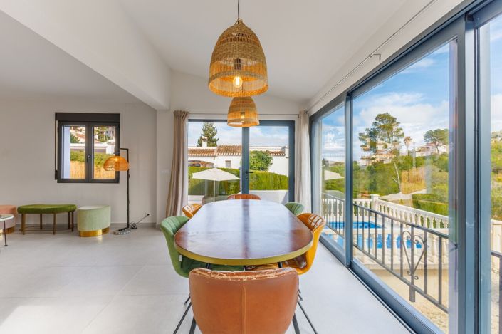 Image No.23-2 Bed Villa for sale