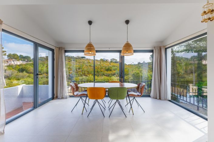 Image No.5-2 Bed Villa for sale