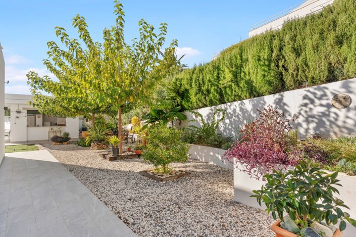 Image No.12-5 Bed Villa for sale