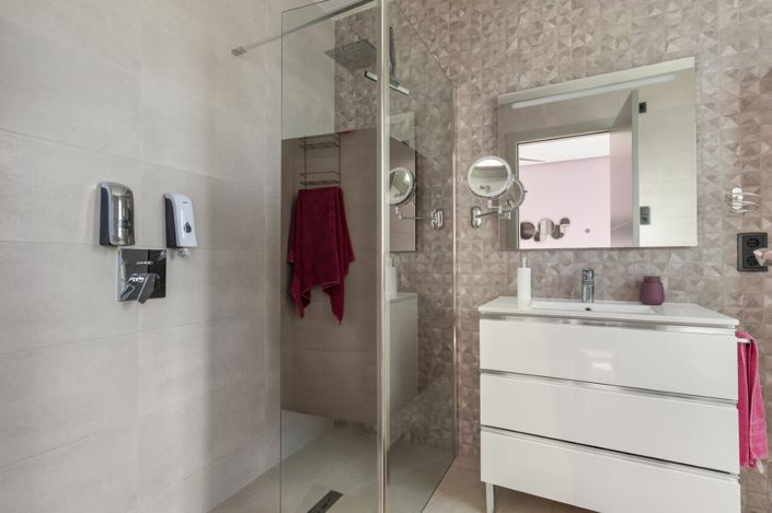 Image No.32-5 Bed Villa for sale