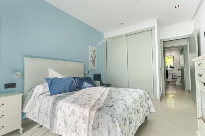 Image No.34-5 Bed Villa for sale