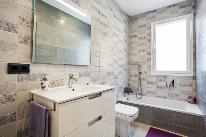 Image No.42-5 Bed Villa for sale