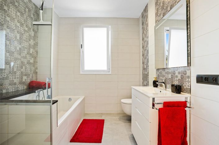 Image No.46-5 Bed Villa for sale