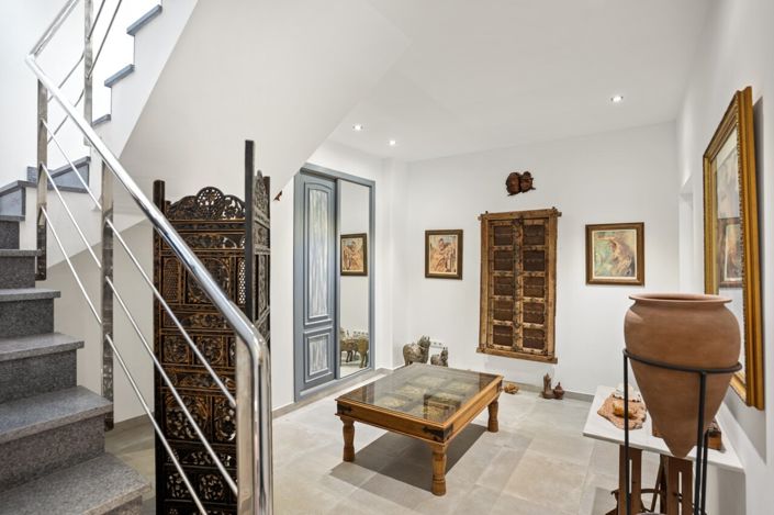 Image No.50-5 Bed Villa for sale