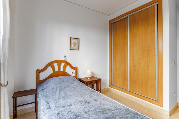 Image No.24-3 Bed Apartment for sale