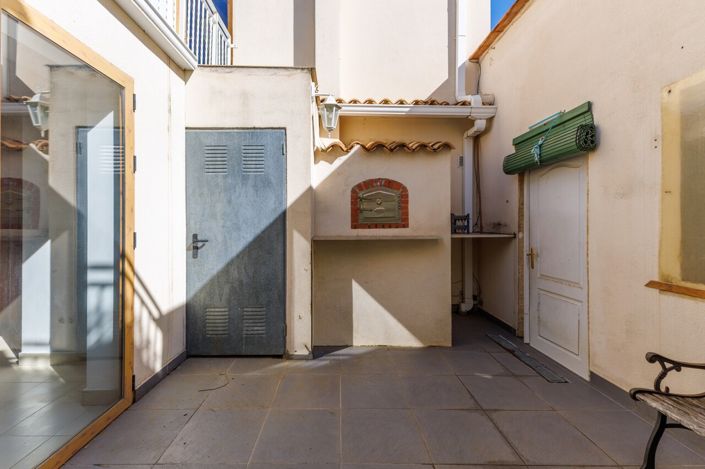 Image No.34-6 Bed Villa for sale