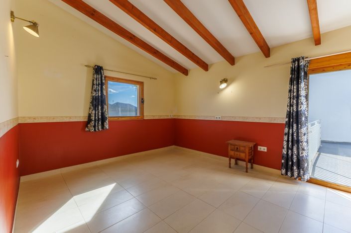 Image No.38-6 Bed Villa for sale