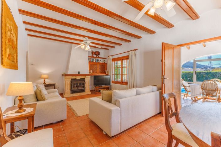 Image No.18-4 Bed Villa for sale