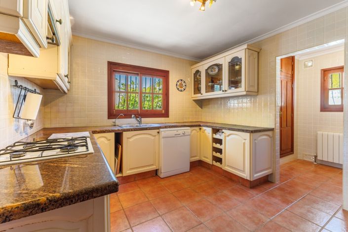 Image No.20-4 Bed Villa for sale