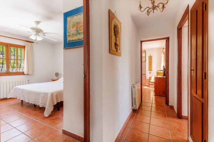 Image No.24-4 Bed Villa for sale