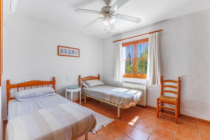 Image No.38-4 Bed Villa for sale