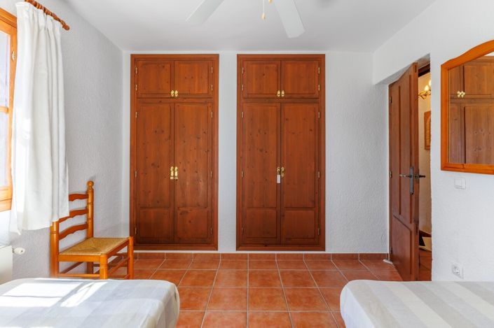 Image No.40-4 Bed Villa for sale