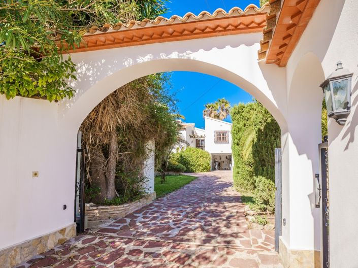 Image No.47-4 Bed Villa for sale