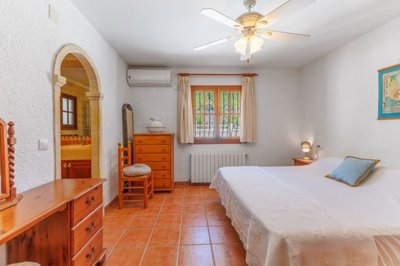 1984-villa-for-sale-in-javea-51369-large