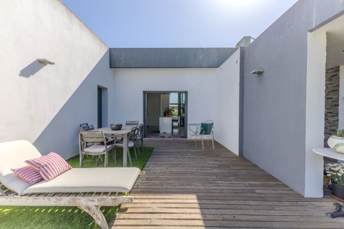 Image No.26-4 Bed Villa for sale