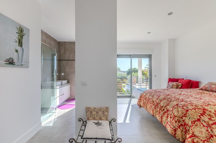 Image No.30-4 Bed Villa for sale