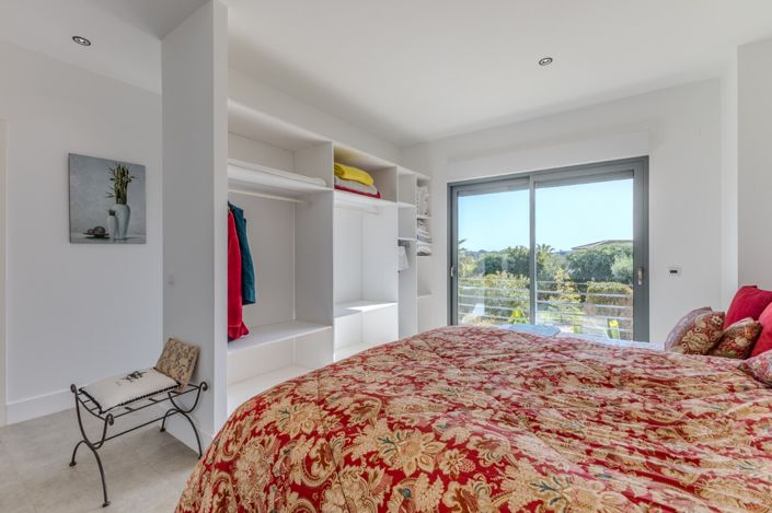 Image No.32-4 Bed Villa for sale