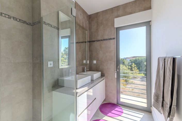 Image No.34-4 Bed Villa for sale