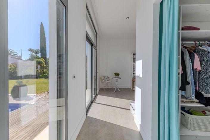 Image No.48-4 Bed Villa for sale