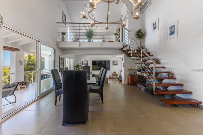 Image No.17-4 Bed Villa for sale